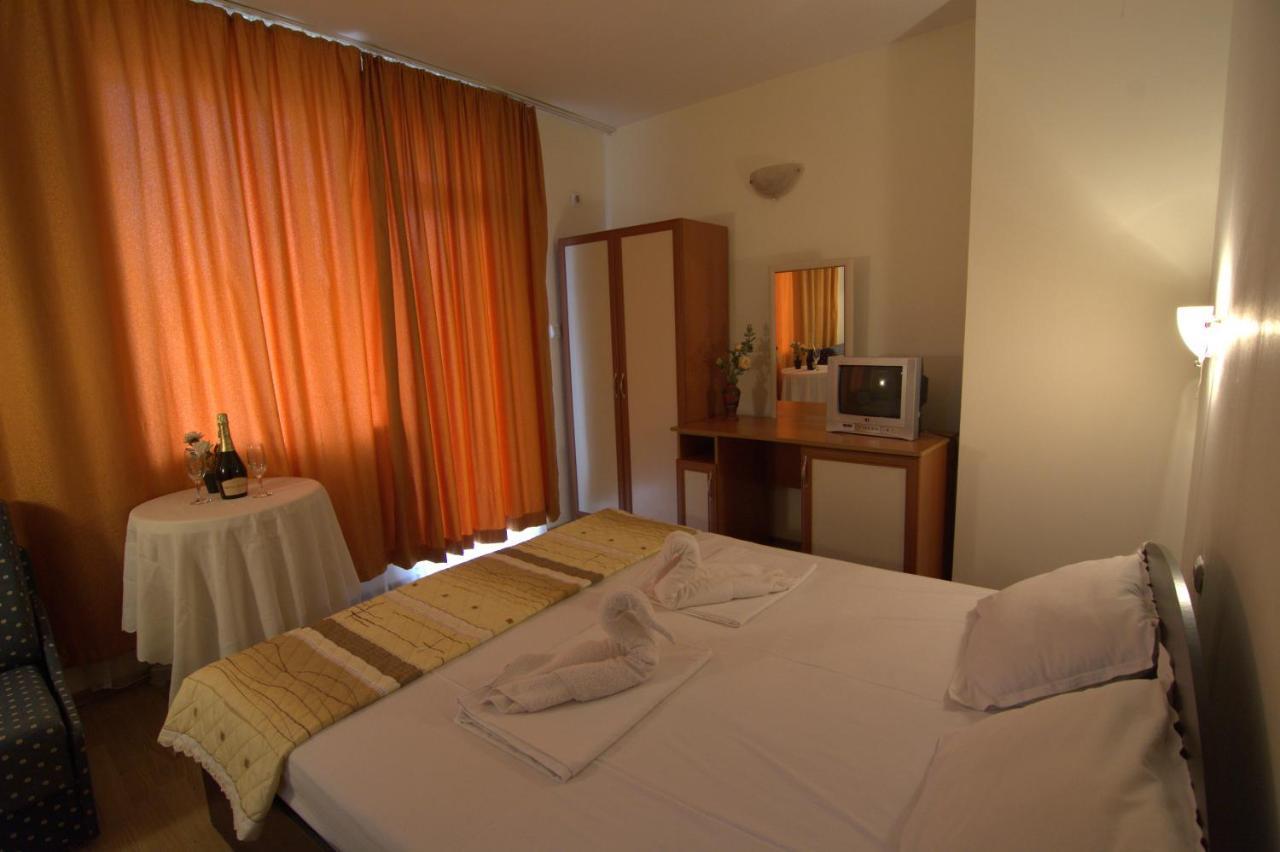 Hotel Stoyanov رافدا المظهر الخارجي الصورة